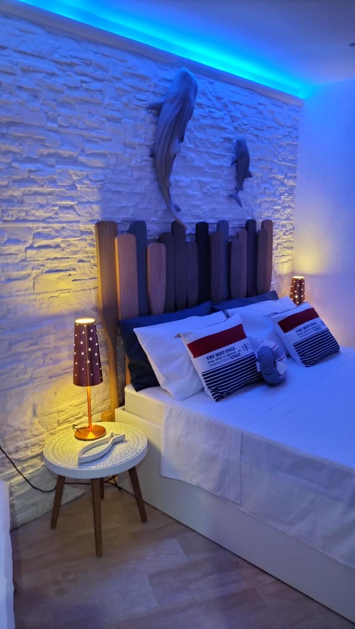 Il Pesciolino Coraggioso Apartment Bari Bagian luar foto