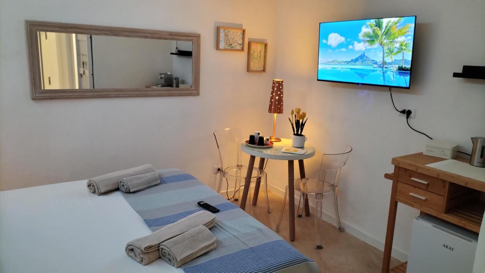 Il Pesciolino Coraggioso Apartment Bari Bagian luar foto
